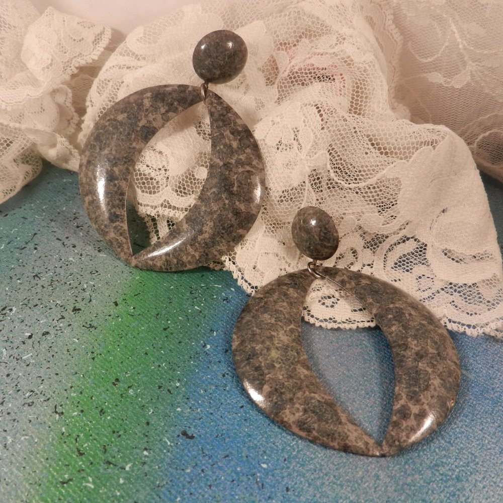 VTG Contempo hoop pierced earrings large drop and dangle green gray camo grunge - Picture 2 of 10